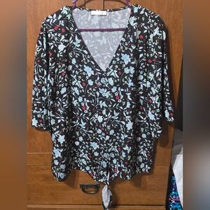 BlueTime Floral V-Neck Tie-Front Tunic Top